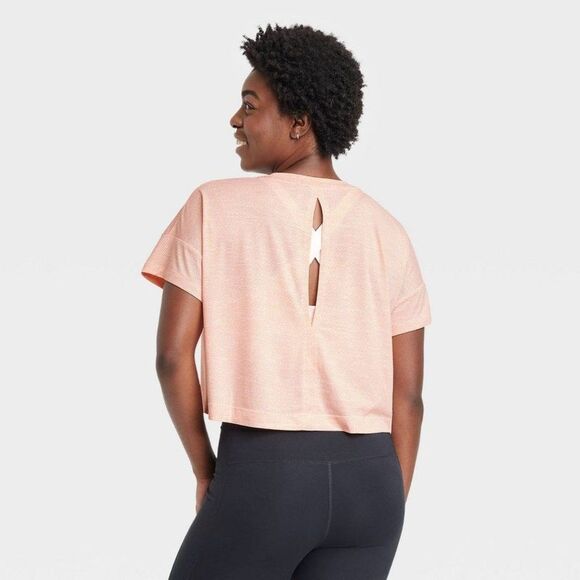 all in motion Athletic Crop Top Running cutout - Picture 5 of 11